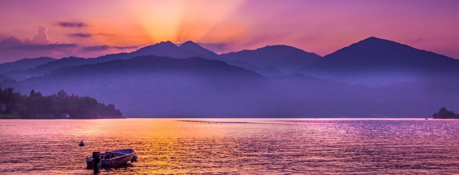 lago d'orta italy